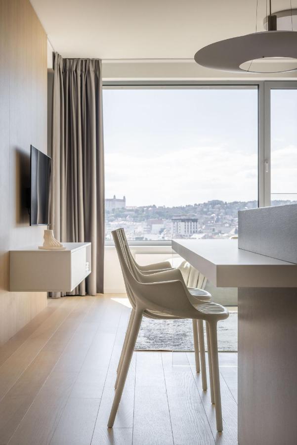 Byt S Vyhladom Na Hrad Bratislava Exteriér fotografie